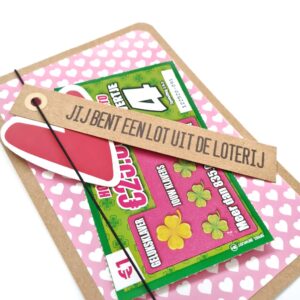 Een traktatie voor een huwelijk vrijgezellenfeest of Valentijnsdag met een kraslot