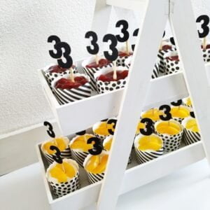 Zelfgemaakte mini kwark en monchou taartjes met de muffinvormen van Hema.