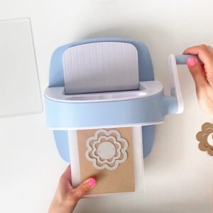 review van cutting en embossing machine van action